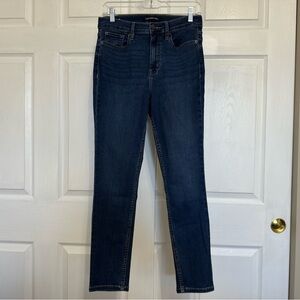 NWOT Calvin Klein High Rise Dark Blue Skinny Jeans Size 8